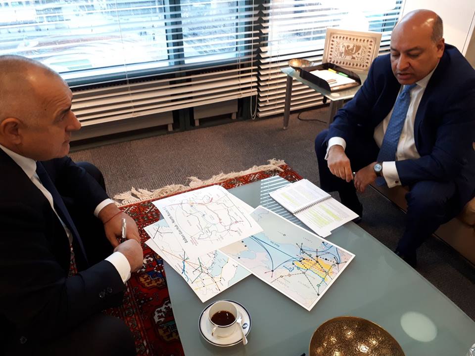 Премиерът Бойко Борисов разговаря с председателя на ЕБВР Сума Чакрабарти в Лондон