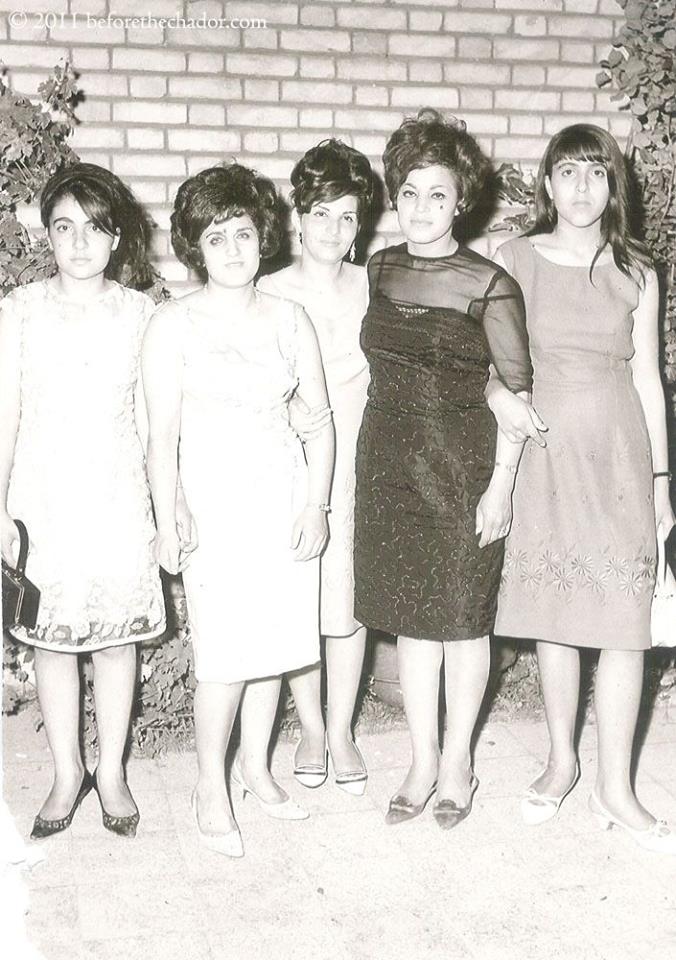Млади жени в Техеран през 1960 г.