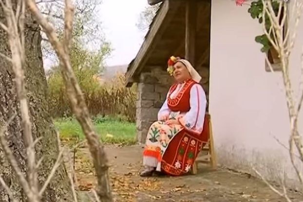 Народната певица Динка Русева