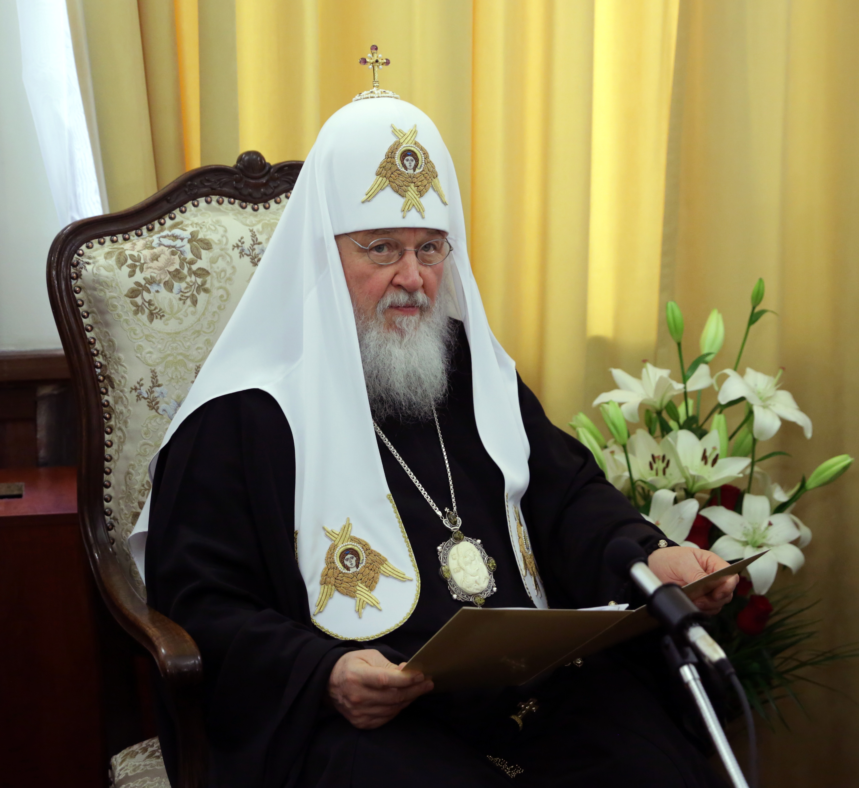 Руският патриарх Кирил в Синодалната палата