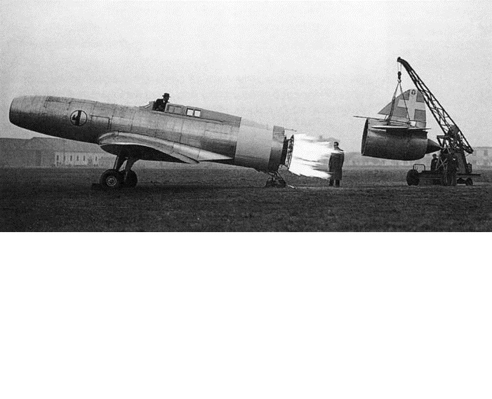 Caproni Campini N.1 по време на тест