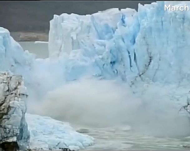 Част от ледника Перито Морено се срути (снимки+видео)