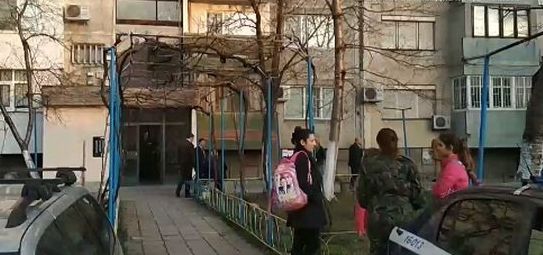 Блокът в Пловдив, Кючука, където се е разиграла трагедията  Снимка: ”24 Пловдив”