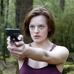 Елизабет Мос в актьорския състав на „The Kitchen“