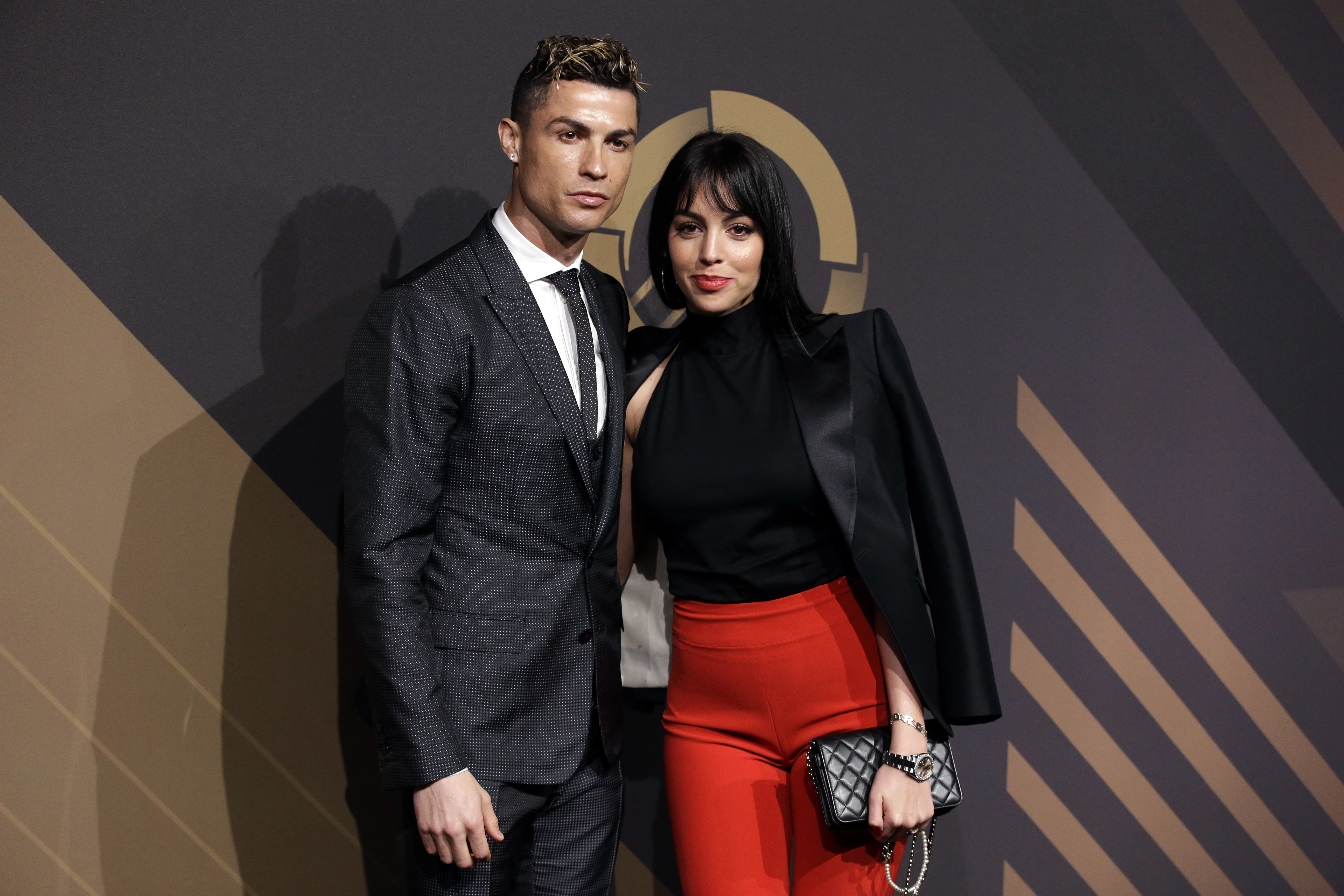 Роналдо и Джорджина на наградите на португалската футболна асоциация