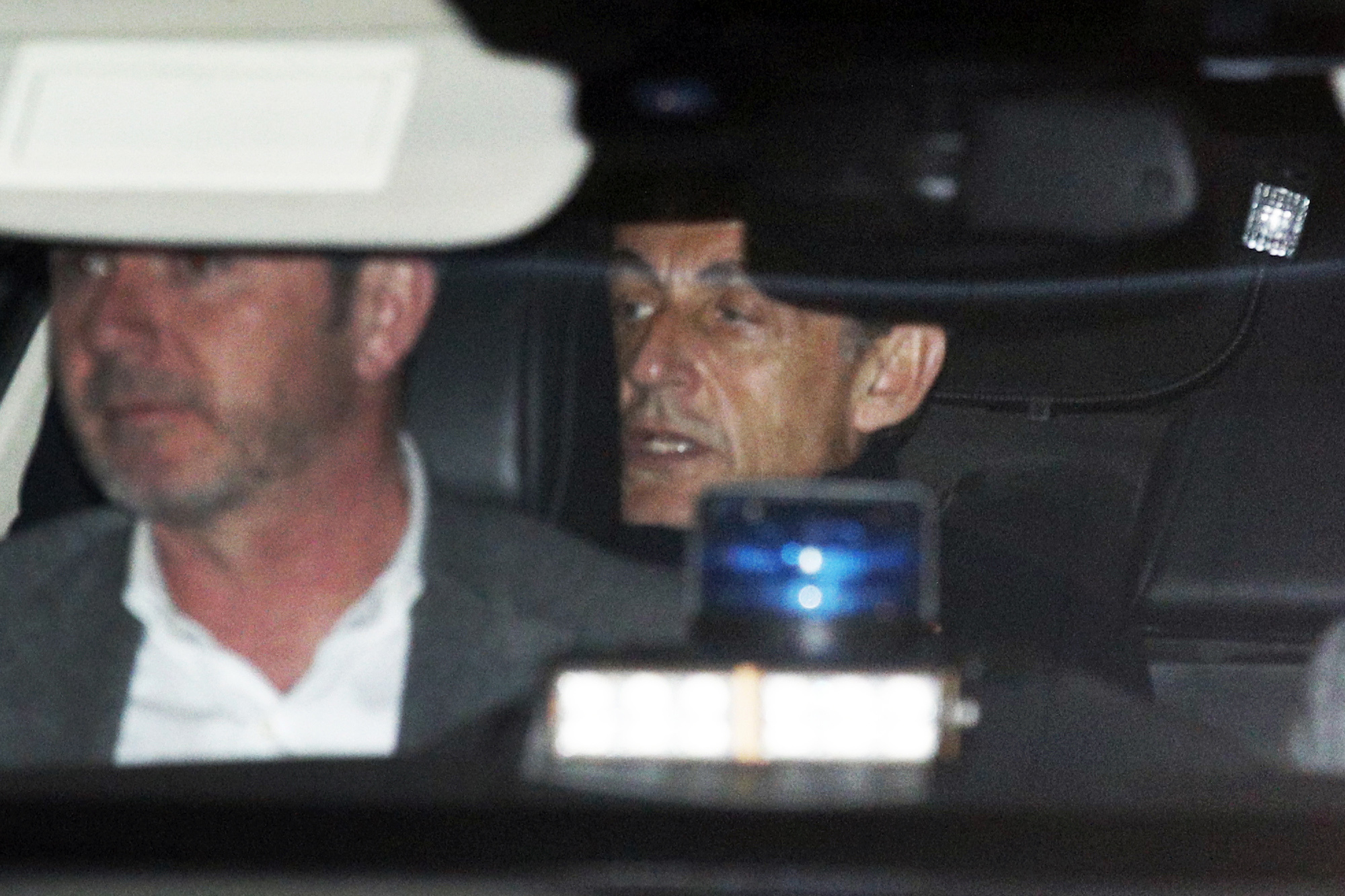 Обвиниха Никола Саркози за ”пасивна корупция”