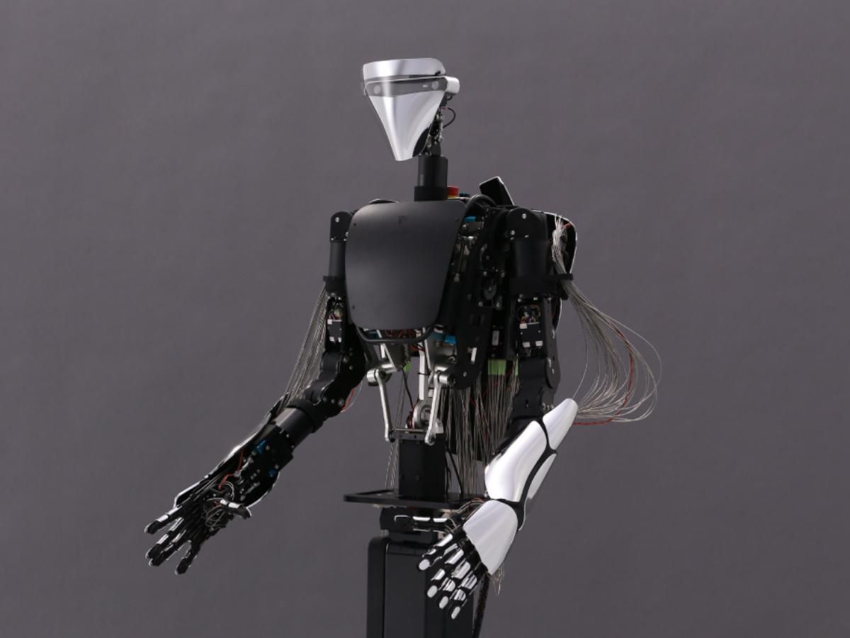 Японци създадоха уникален робот-аватар