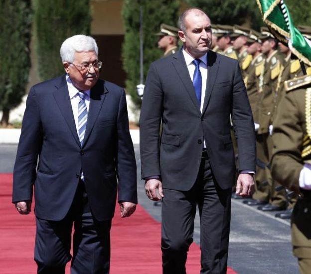 Палестинският президент Махмуд Абас посрещна Румен Радев