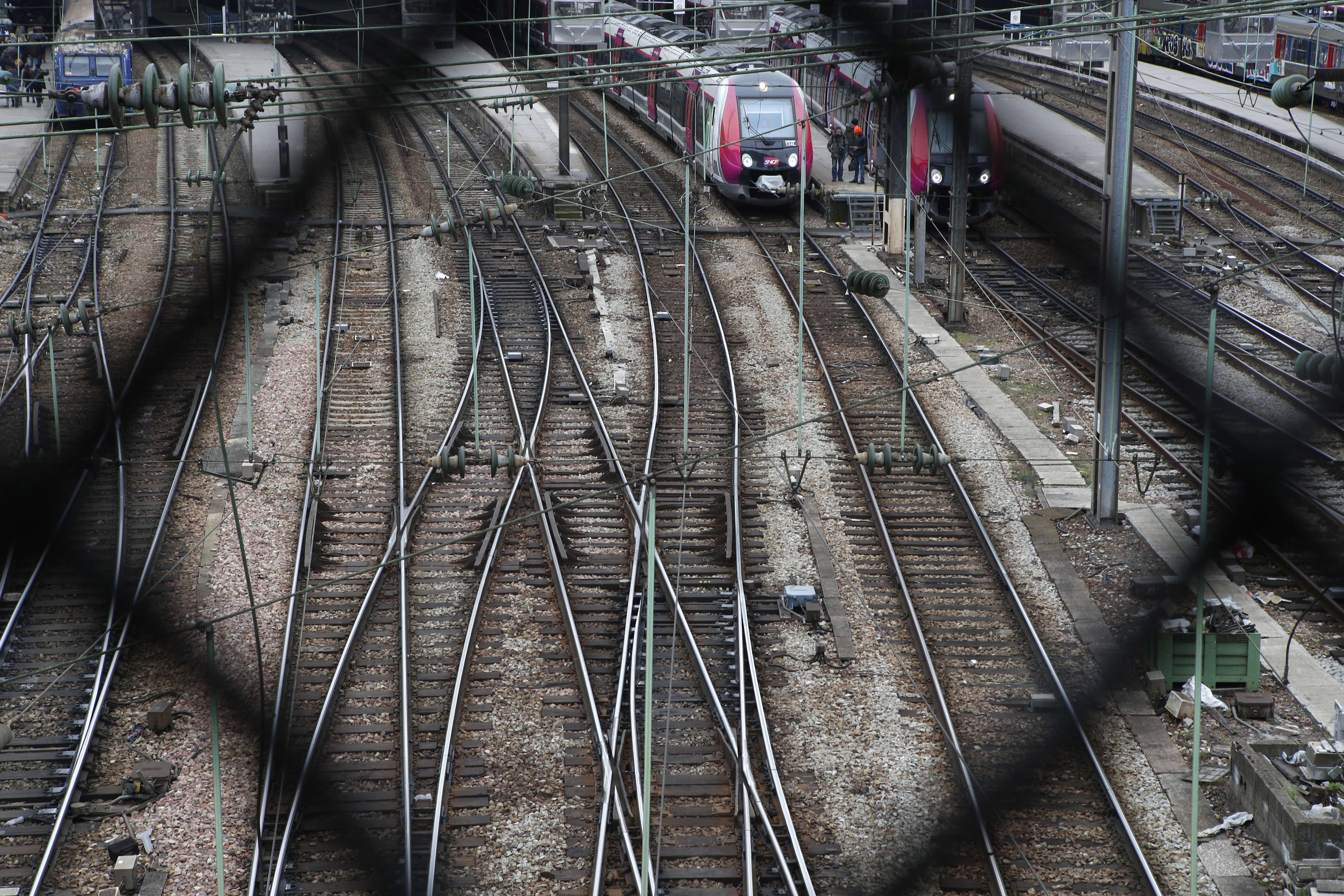 Франция продължава да обсъжда либерализацията на железниците