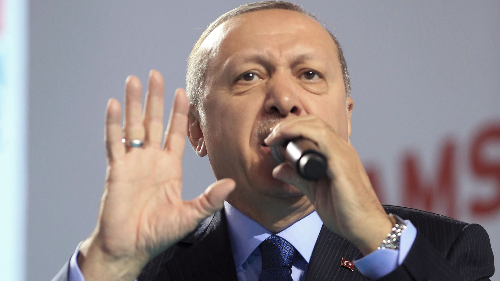 Ердоган обяви предсрочни избори на 24 юни