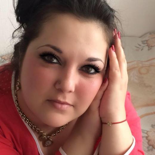 36-годишната Ажда Ибрахимова е жената, която бе залята с киселина в София