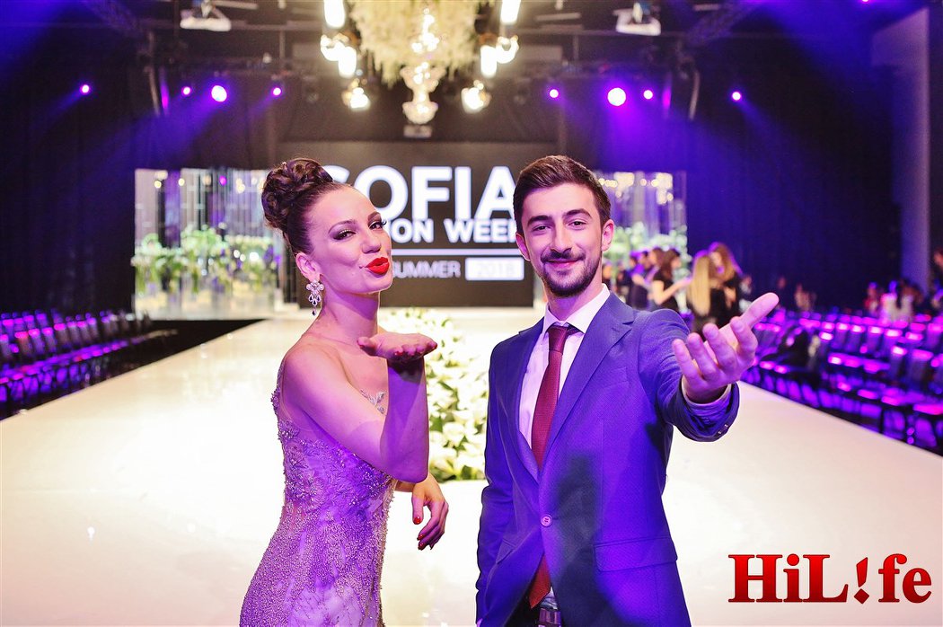 Водещите на Sofia Fashion Week Боряна Баташова и Теодор Тодоров