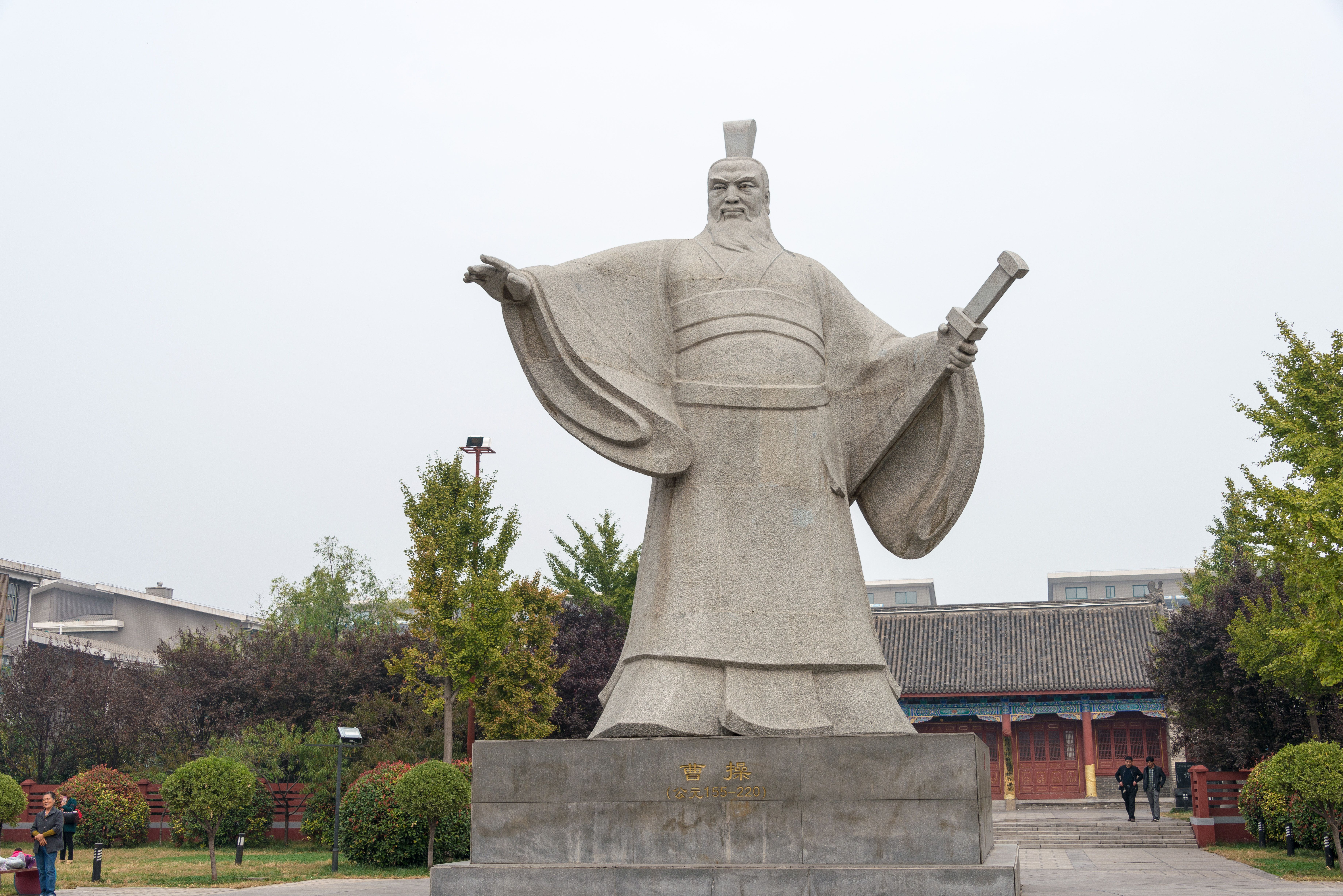 Цао Цао е считан за най-могъщия китайски воин, живял преди около 2000 години