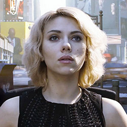 Скарлет Йохансон във филм на Тайка Уайтити