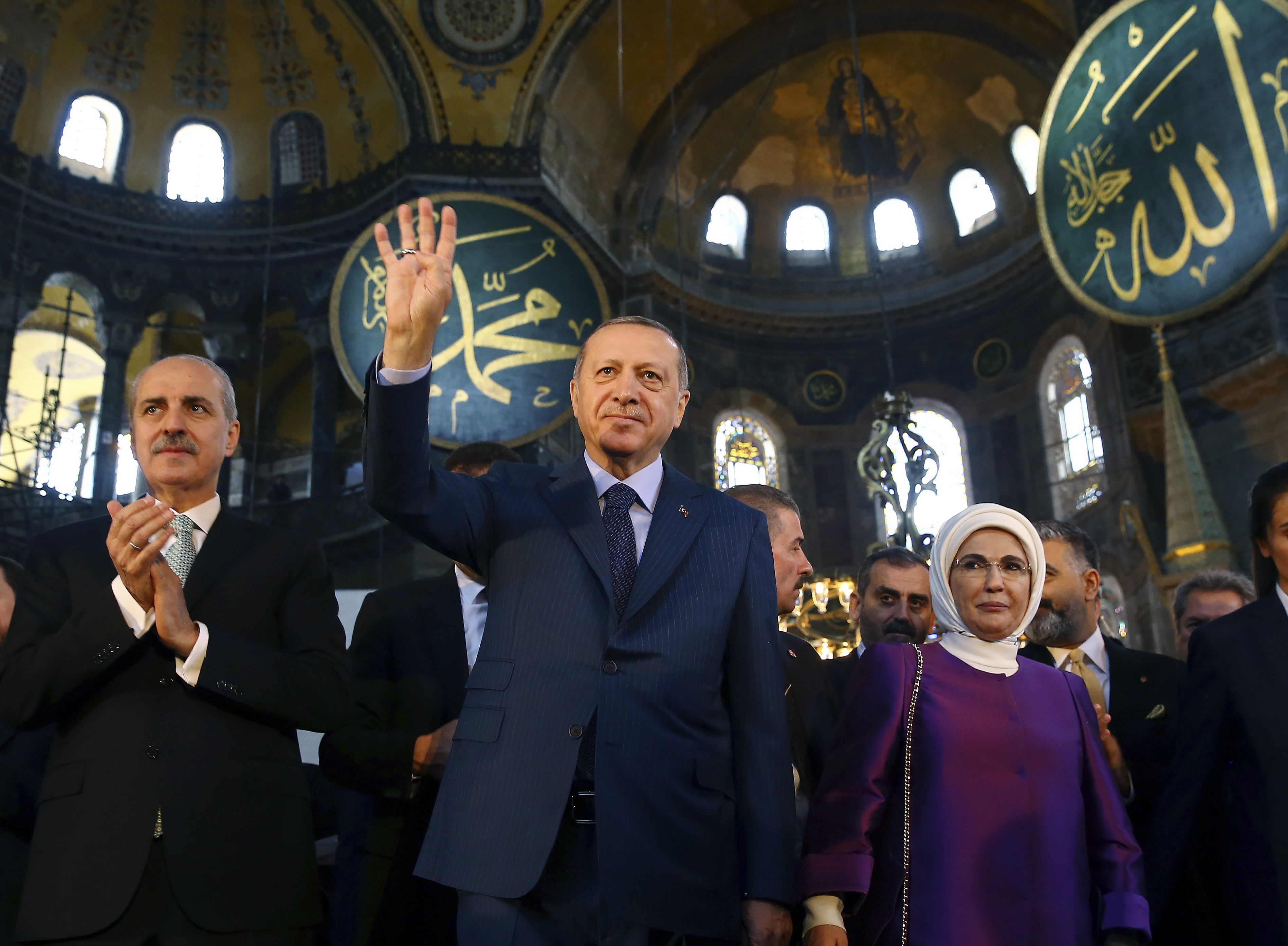 Турският президент Реджеп Тайип Ердоган в Света София