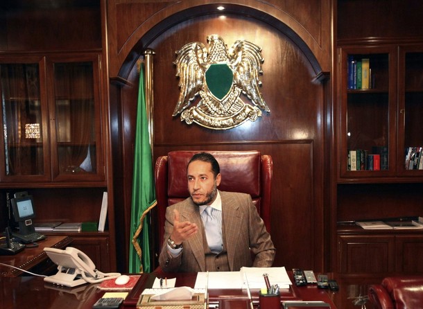 Саади Кадафи обаче е осъден условно за употреба на алкохол