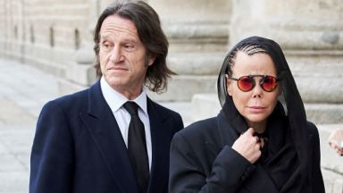 Екип на се свърза със серкретаря на семейство Сакскобурготски Той