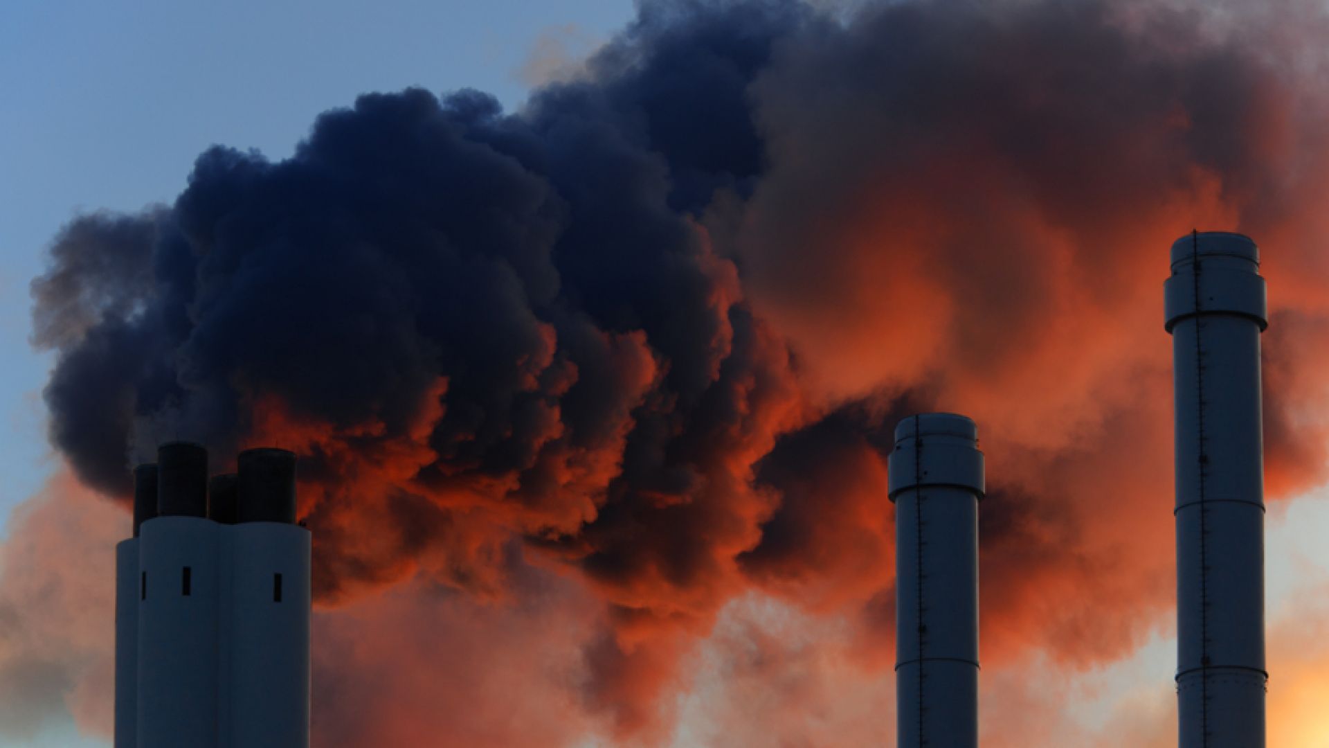 МВФ: Трябва да има минимална тарифа за парникови емисии