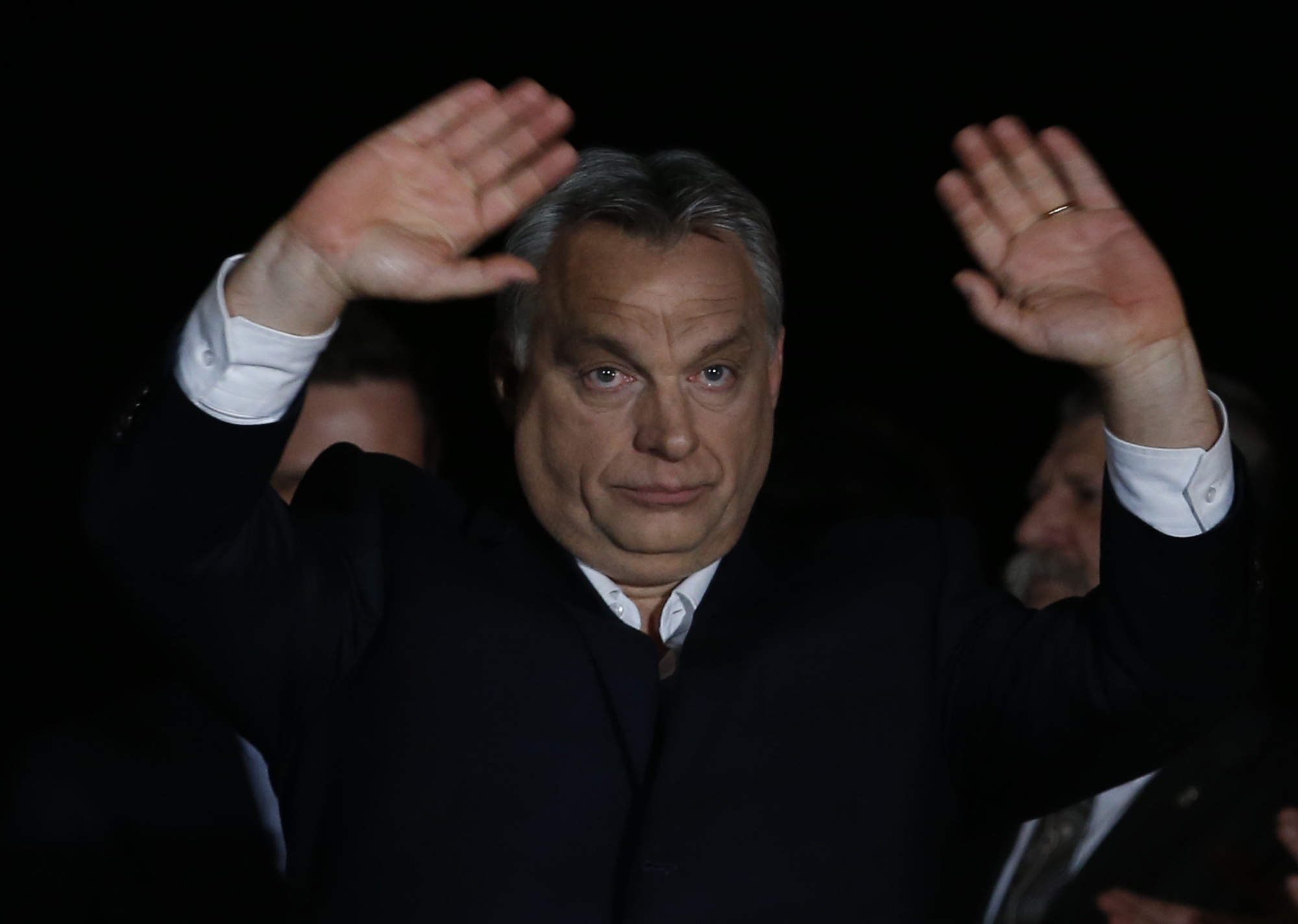 Виктор Орбан ликува след последната си победа в Унгария