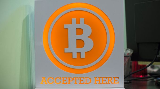 Биткойн ще поскъпне до 250 хиляди долара към 2022 година, прогнозира Тим Дрейпър от Силициевата долина