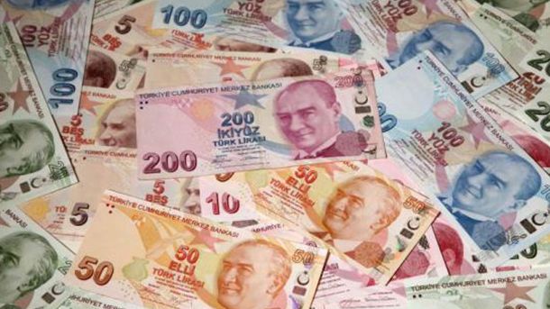 “Мудис“: Слабостта на турската лира е кредитно негативна за суверенния рейтинг на страната
