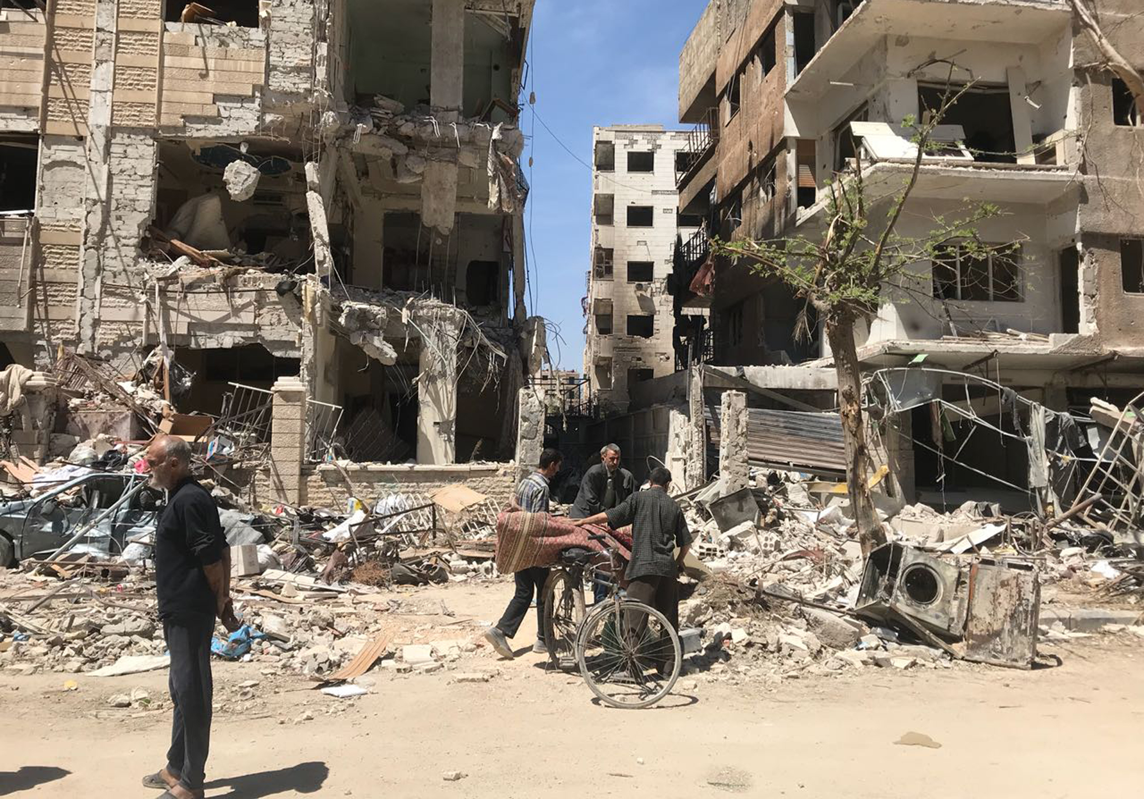 Боевете в град Дума, Сирия, започнаха отново