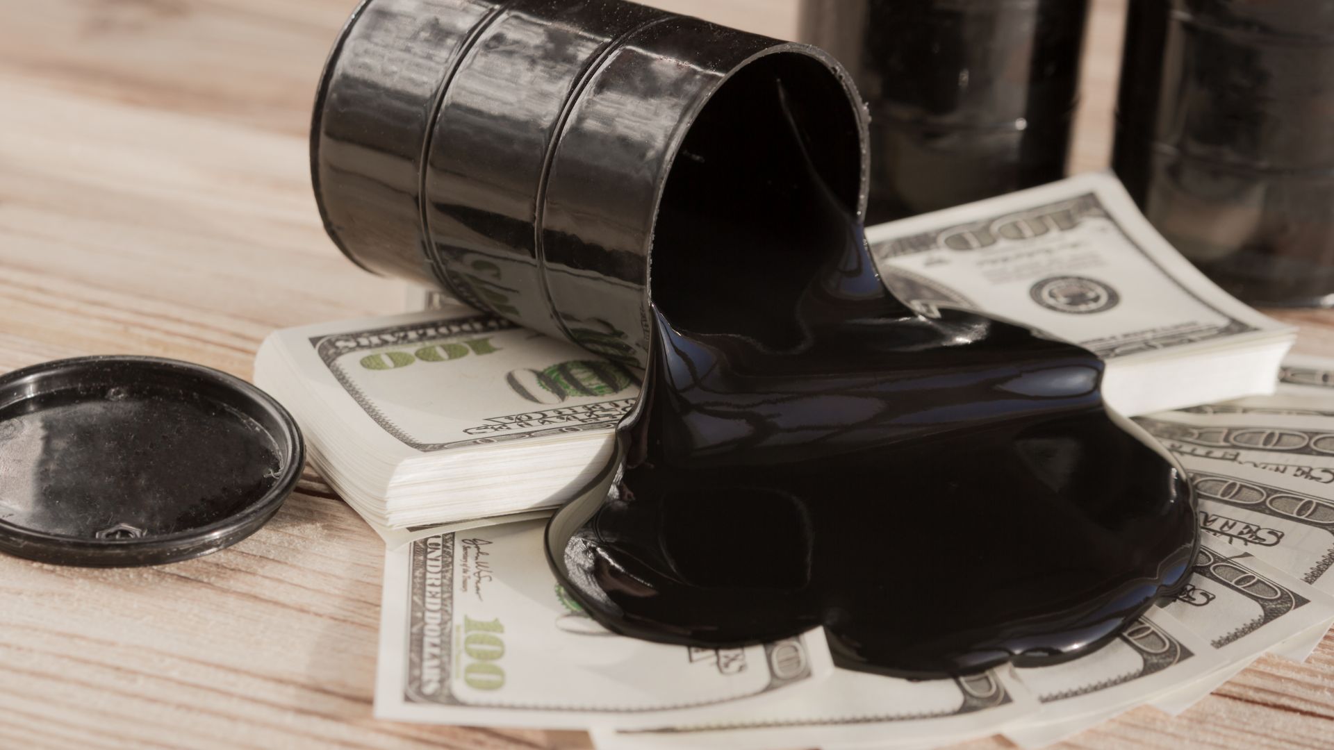 Битката за надмощие на петролния пазар започна