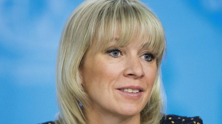 Мария Захарова: Чичо Сам да спре да "трови" венецуелците