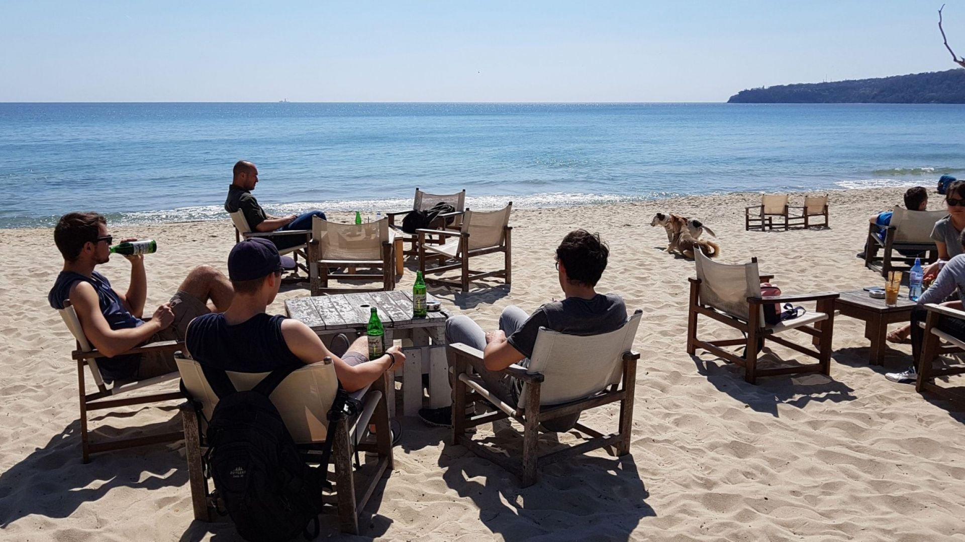 Откриха фрапантни нарушения на централния плаж в Черноморец