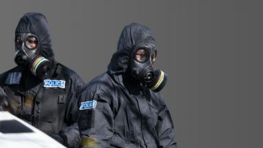 Двама души заразени от неизвестно вещество в Солсбъри