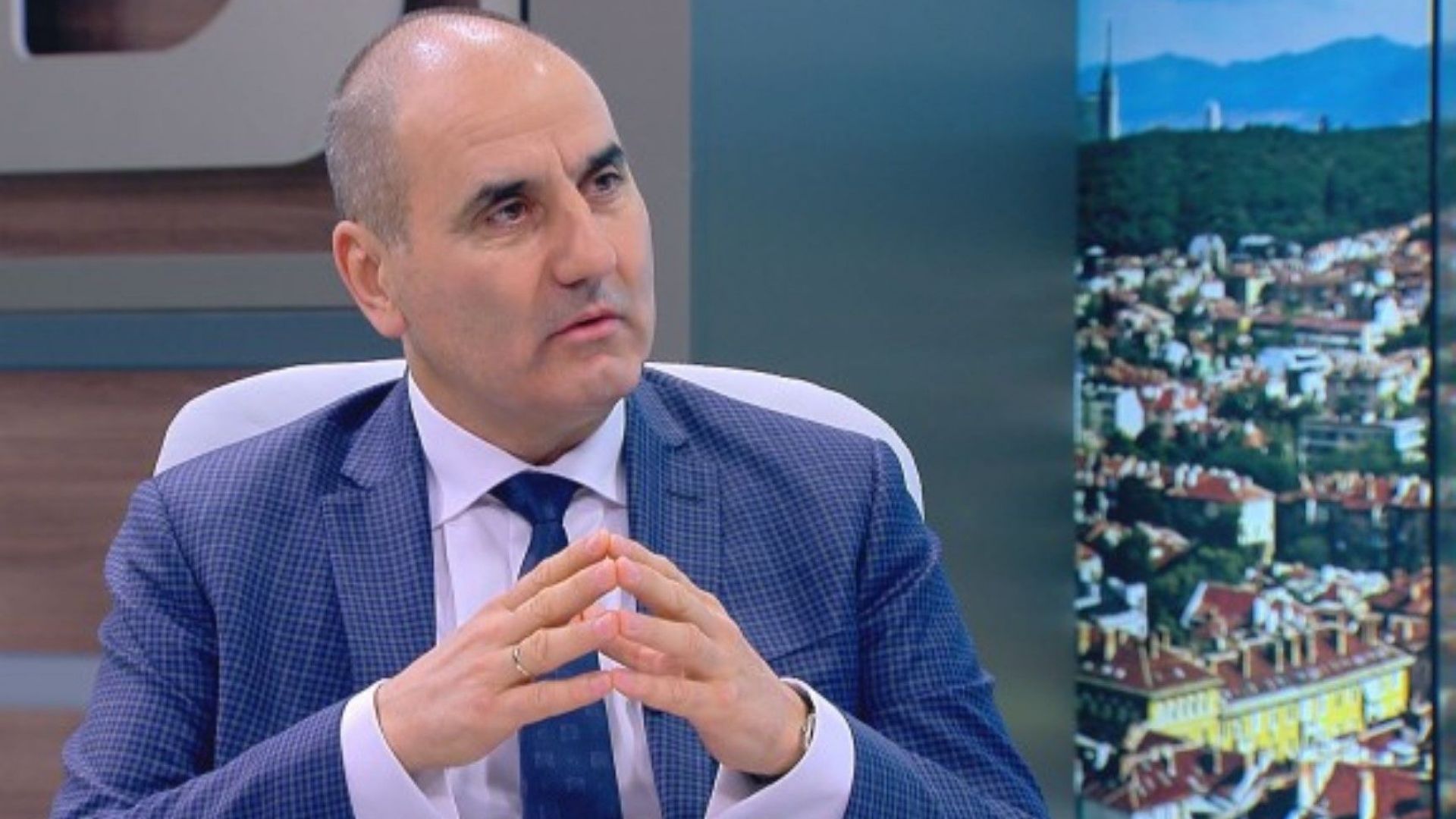 Несъгласие с гласовете в това число и от представители на