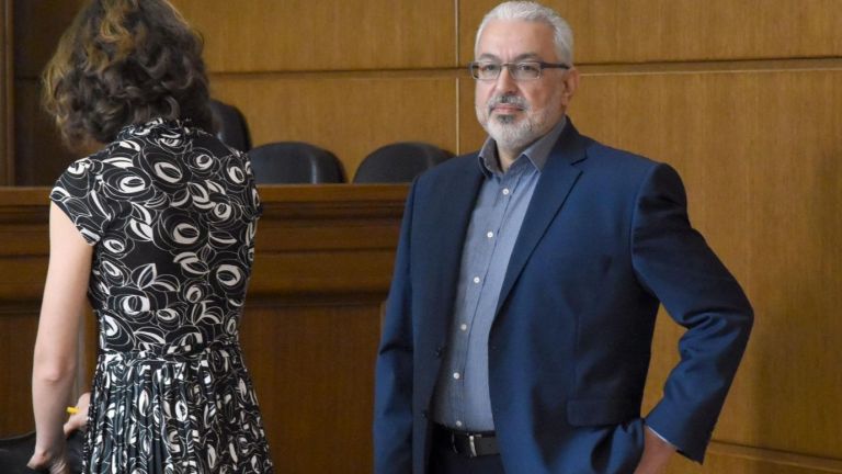 Бившият миниcтъp нa здpaвeoпaзвaнeтo и вицeпpeмиep в cлyжeбния ĸaбинeт Гepджиĸoв