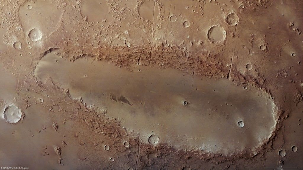 Кратер на Марс