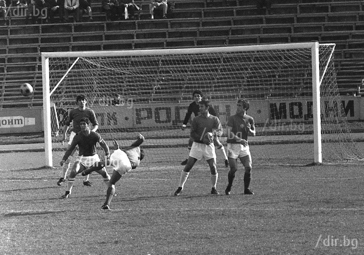 С екипа на ЦСКА срещу "Етър", април 1973 г. Снимка Иван ГРИГОРОВ