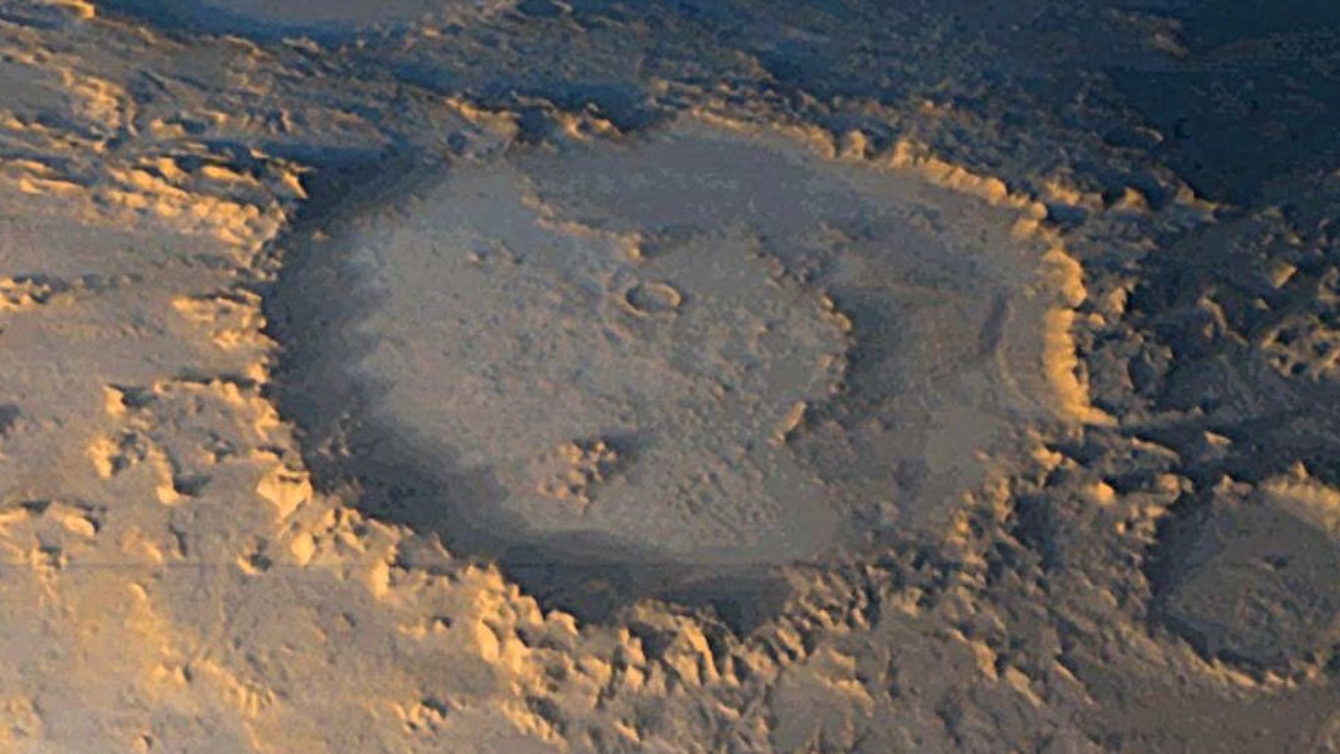 Усмихнатият кратер Гал