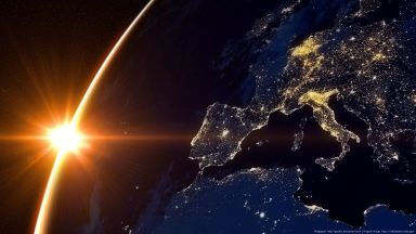 Задава се конкуренция за Google Earth