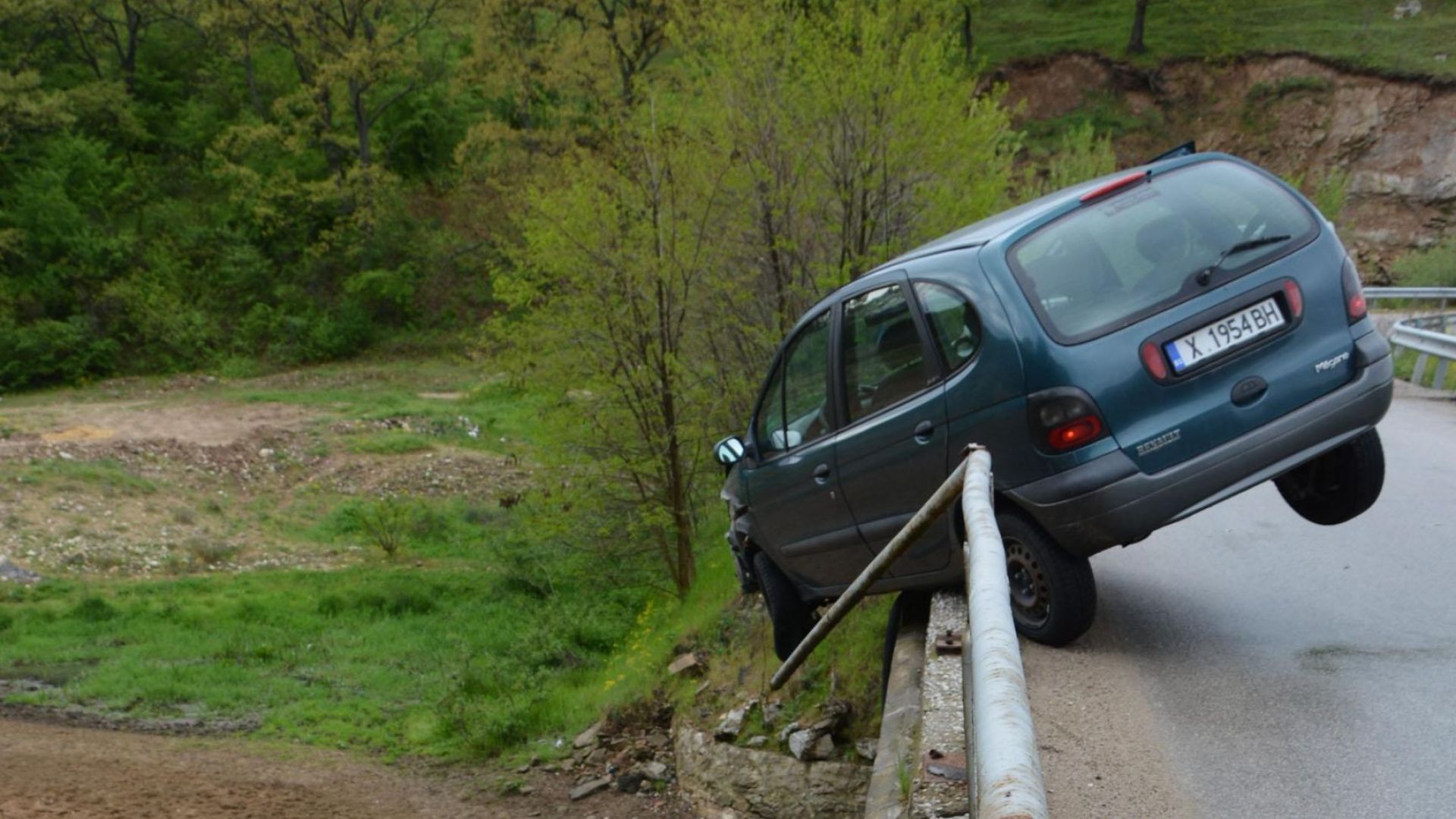 Село Иваново, Харманли – Катастрофа на автомобил в перилата на мост