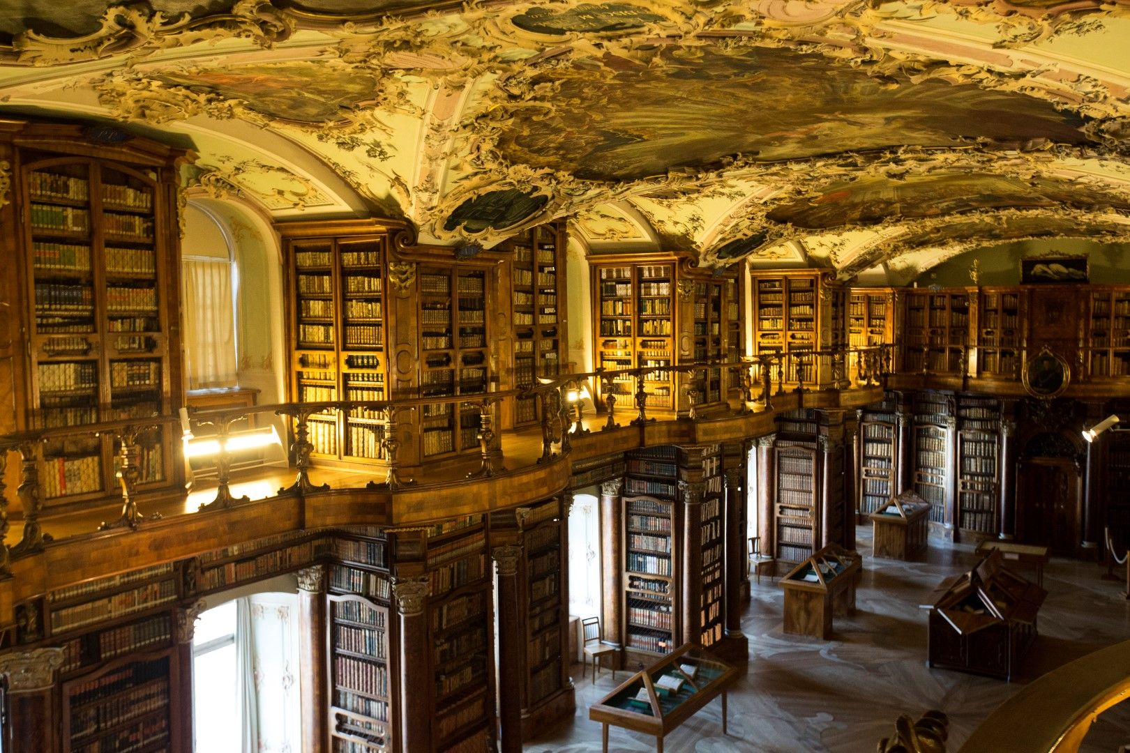 Библиотеката на абатството Сен Гален, Швейцария