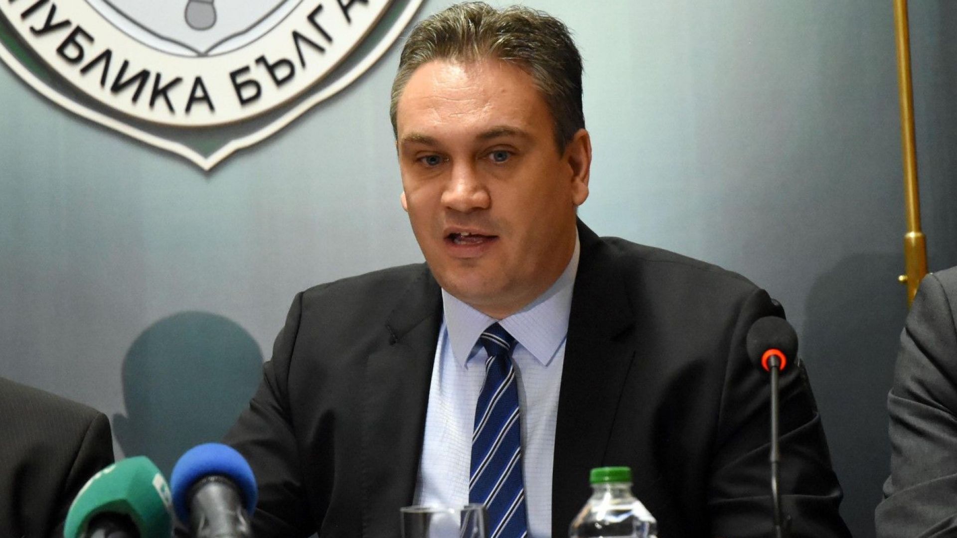 Виж още Съд запорира имотите на Трайчо Трайков