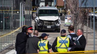 Нападателят от Торонто оставил шифровано съобщение във Фейсбук