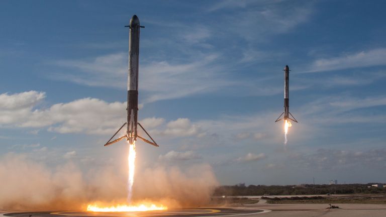 Роскосмос: SpaceX открадна съветски разработки