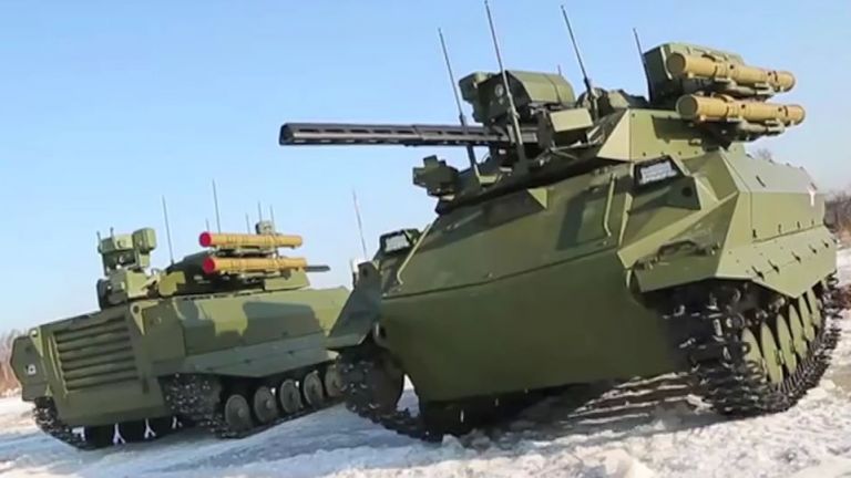 Русия вече има цял батальон от бойни роботи "Уран-9"