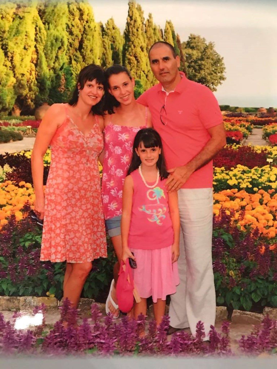 Цветан Цветанов със семейството си