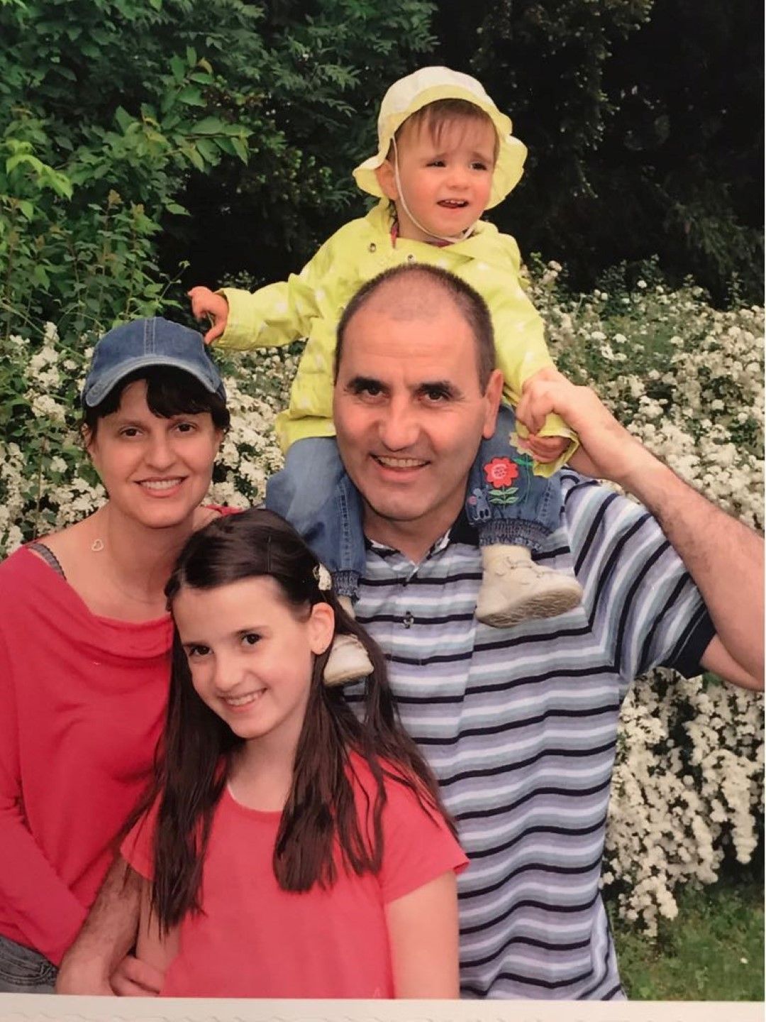Цветан Цветанов със семейството си