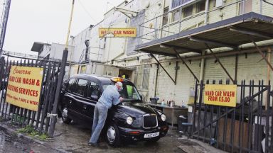 Виж още Около 50 милиона души живеят в условията на