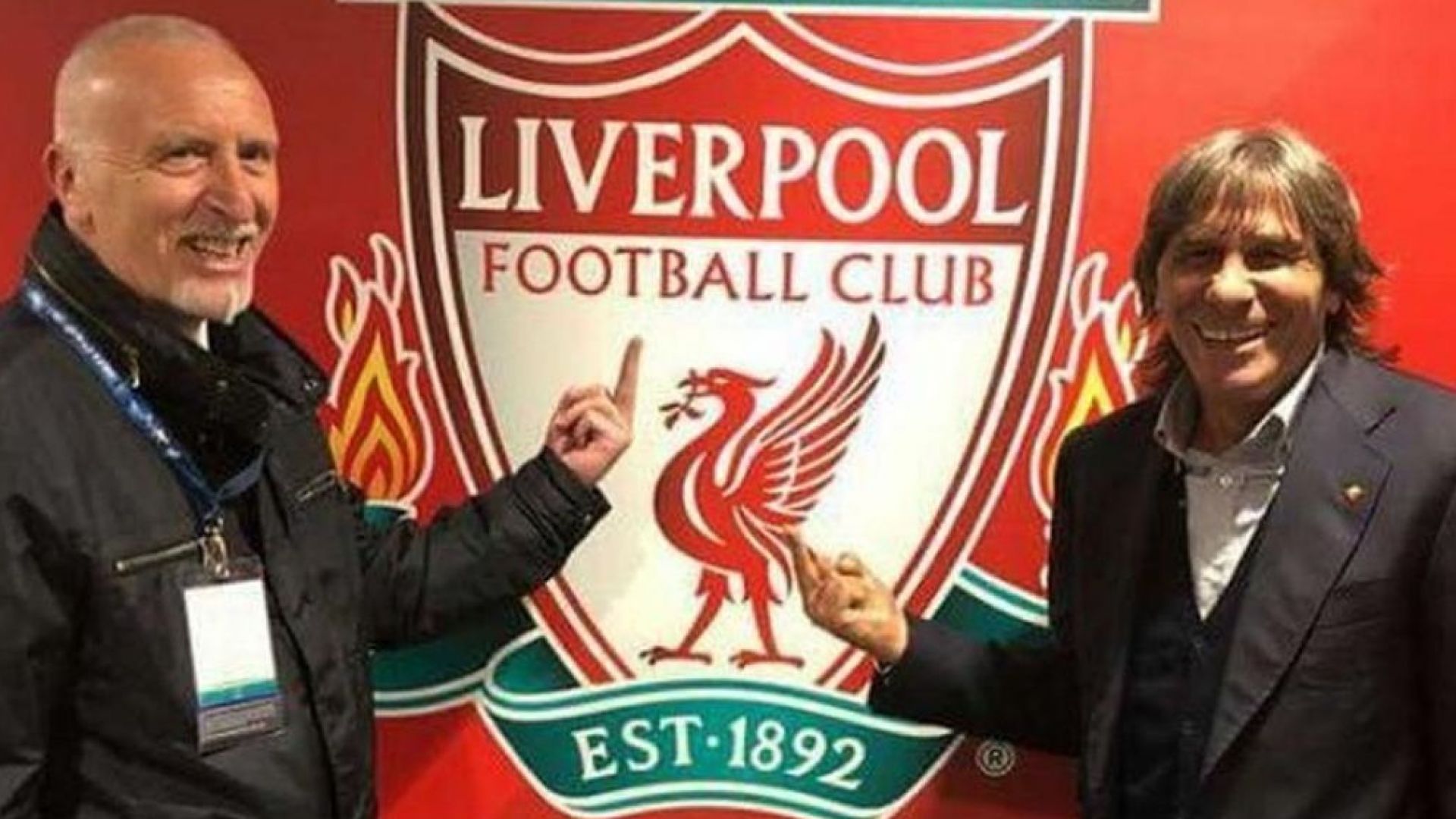 Скандал на "Анфийлд", легенди на "Рома" показаха среден пръст на "Ливърпул"