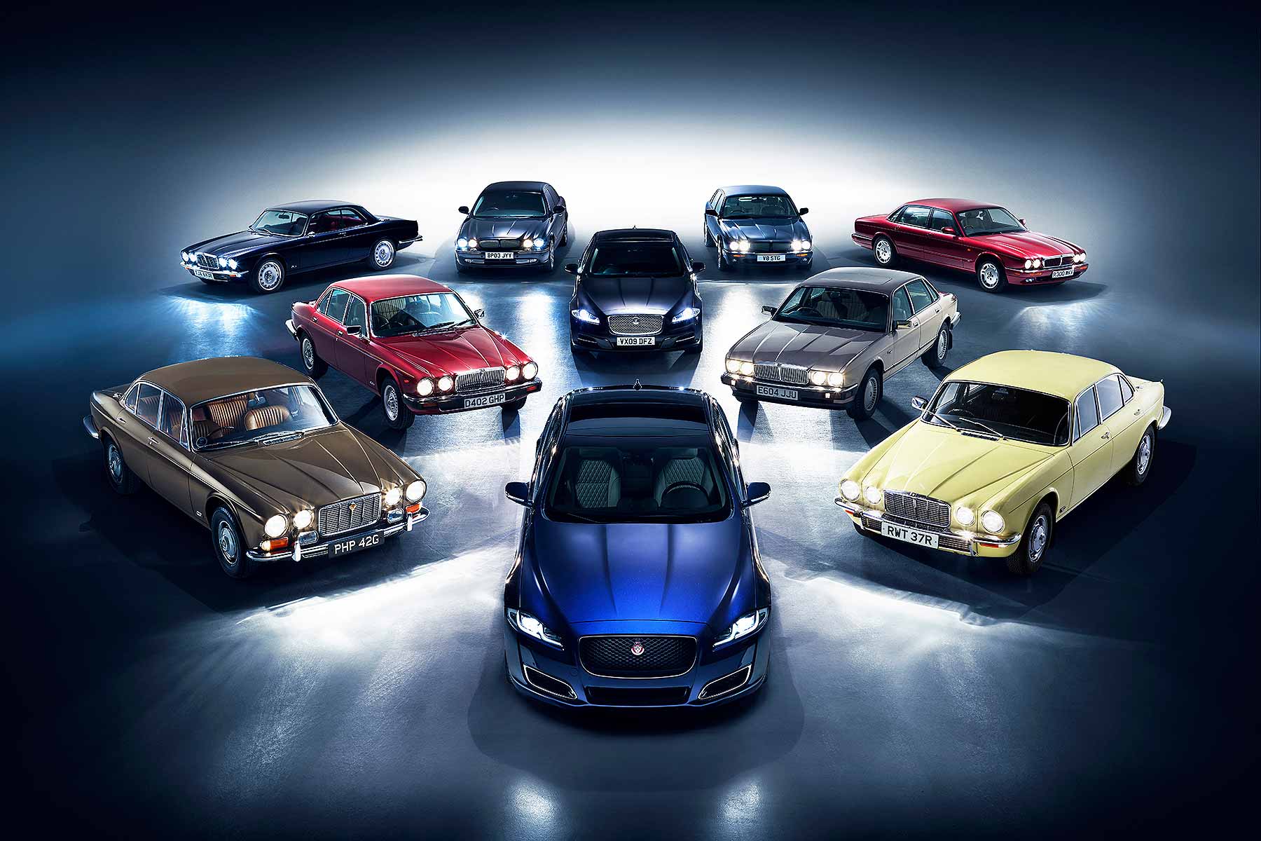 Jaguar XJ прави 50 години