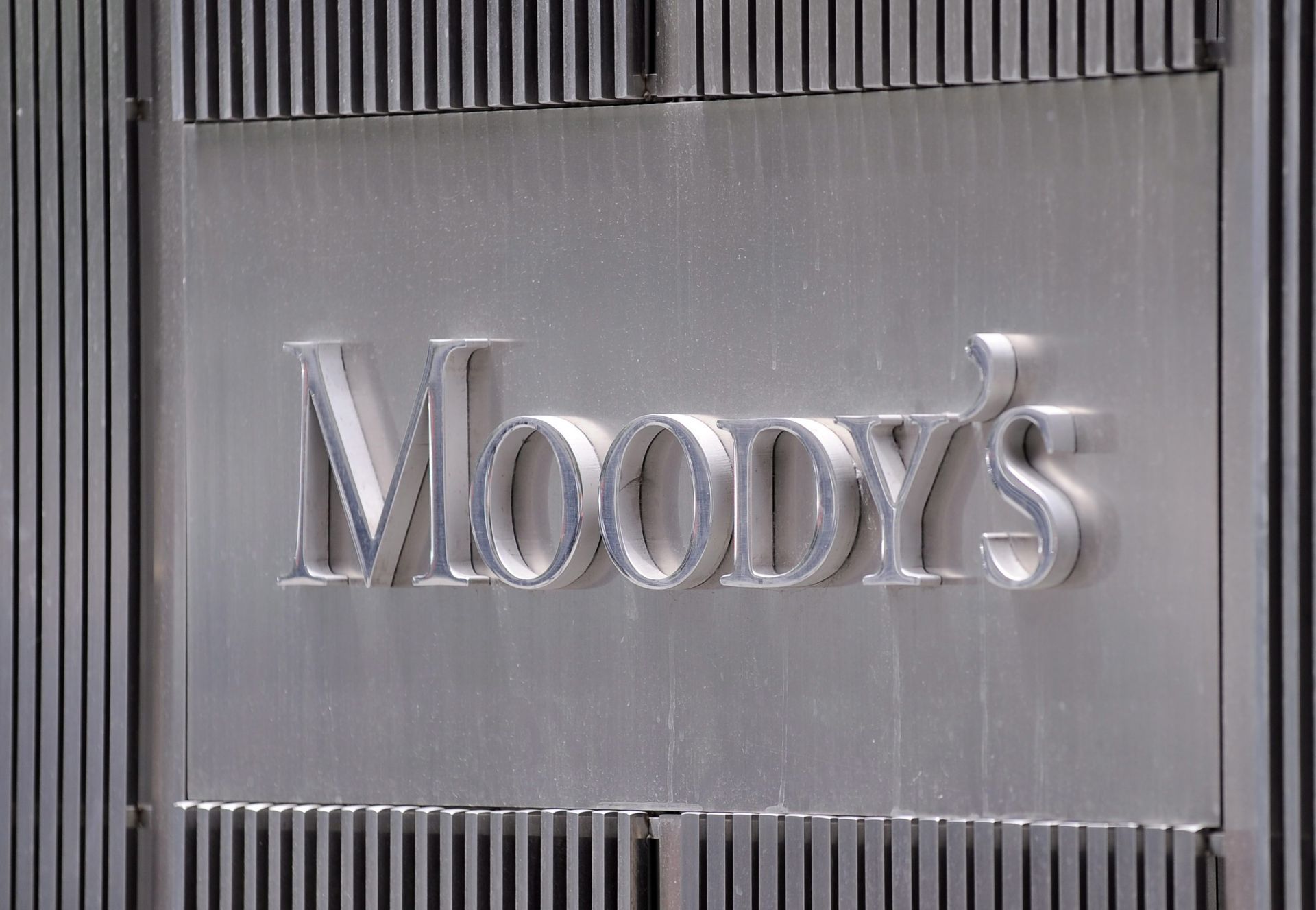 Рейтинговата агенция Мудис (Moody's) потвърди суверенния кредитен рейтинг на САЩ на най-високото му равнище Ааа