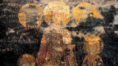 Елена Българска от фреските, е първата жена, стъпила в Атон