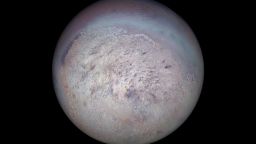 Тритон - обречената луна на Нептун